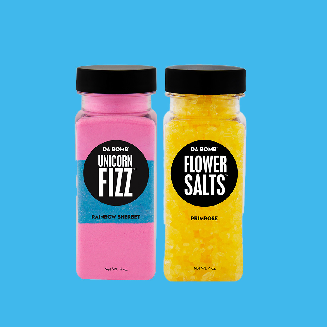 2 bath salts jar next to one another on a blue background