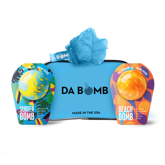 blue gift set with 2 bath bombs and a loofah